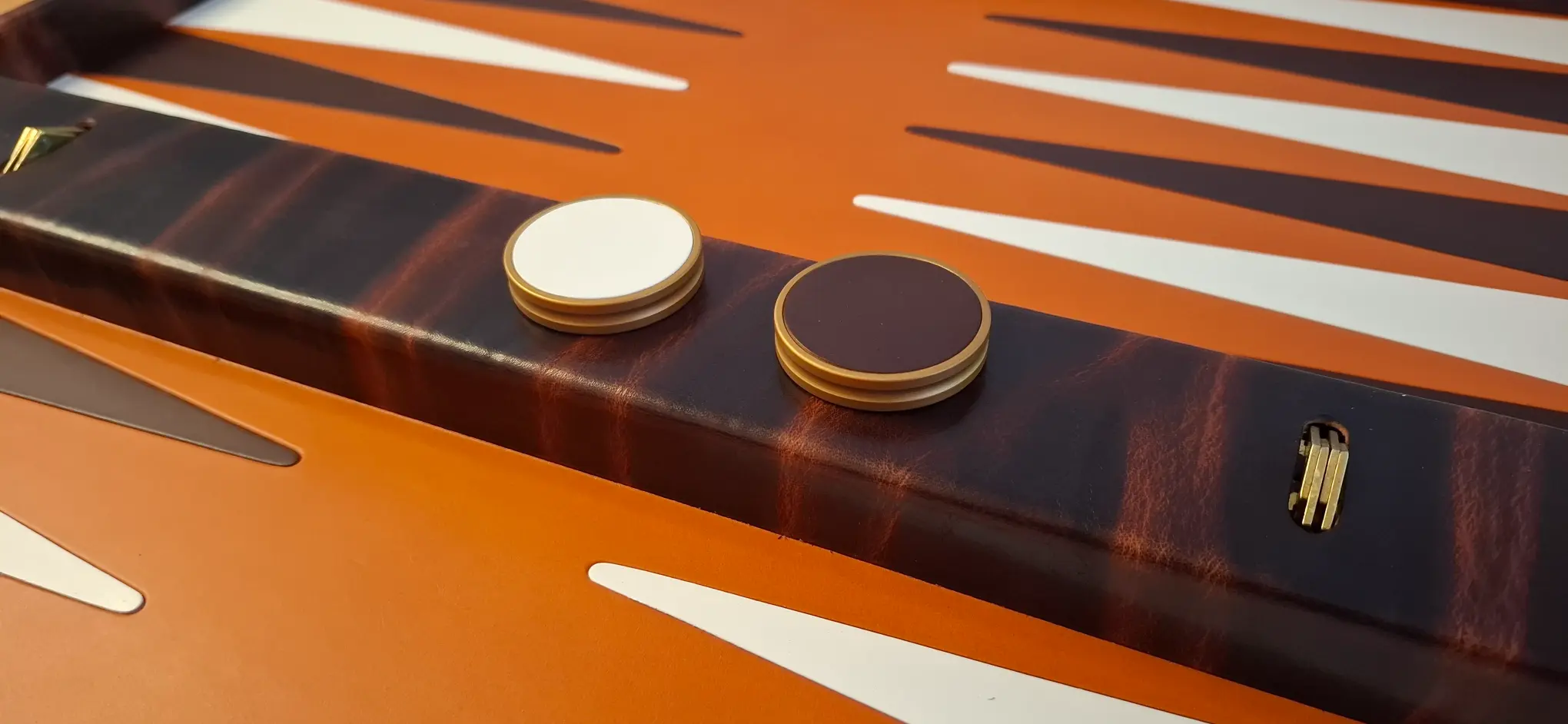  Backgammon bicouleur mahogany/Tan , Mahogany Blanc fond Orange . - Image 7