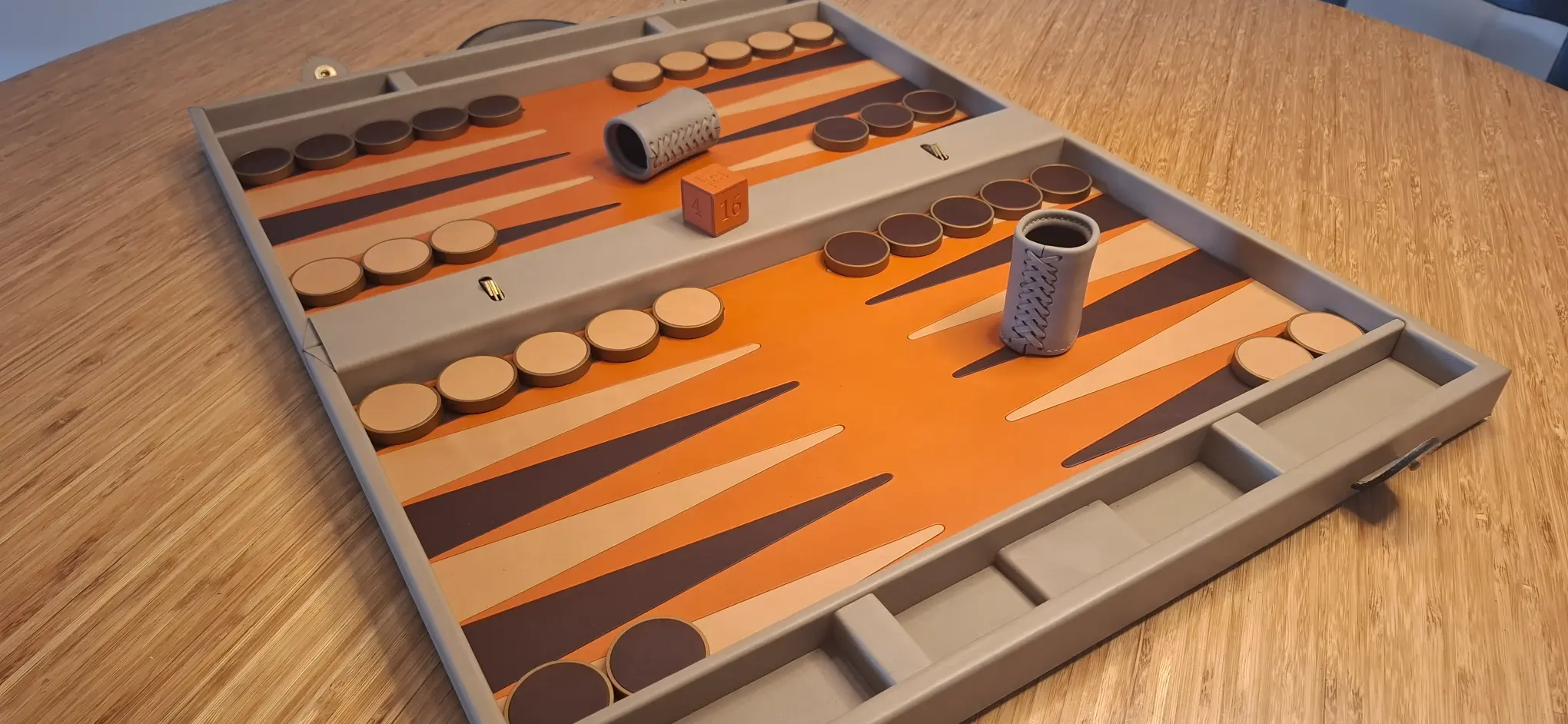 Backgammon - Moss grey orange and mahogany
