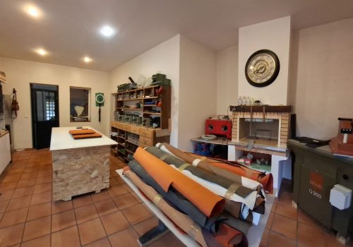 luxury backgammon set with leather board