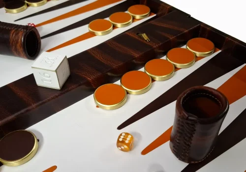 theartofbackgammon_mahogany_white_and_orange_open_board_side_detail